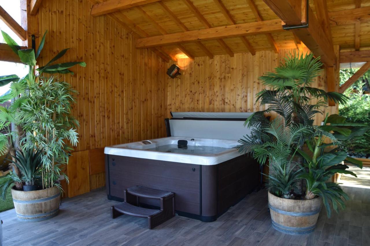 Le Refuge Des Epicuriens Eymet Exterior foto